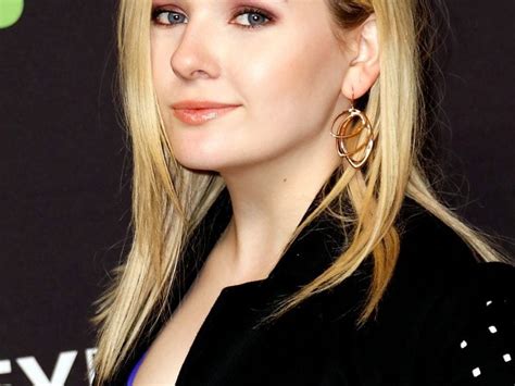 abigail breslin nsfw|Look: Abigail Breslins Topless Photo Shoot!